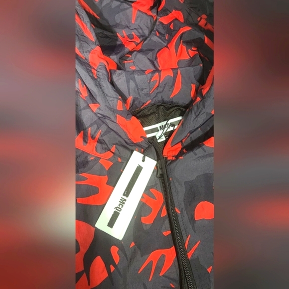 MCQ BY ALEXANDER MCQUEEN Swallow Jacket Black & Red - Picture 5 of 10